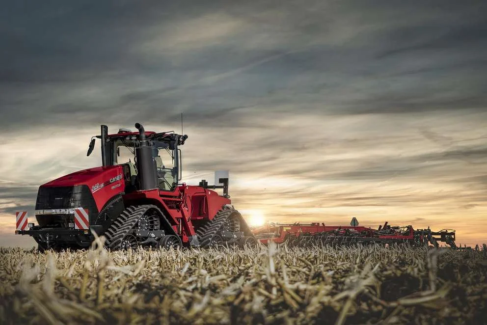 afs-connect-steiger-645-and-ecolo-tiger-875-128-01-231-1500-1000.jpg