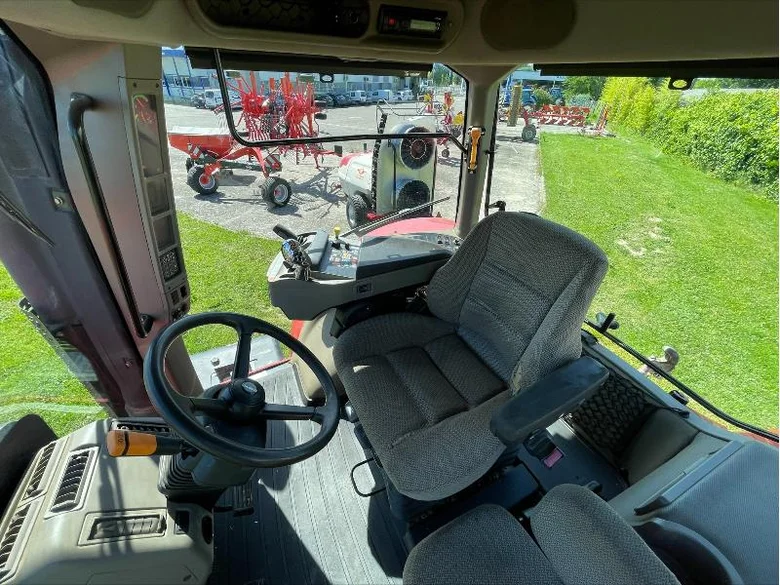 Tracteur CASE IH MAGNUM 260